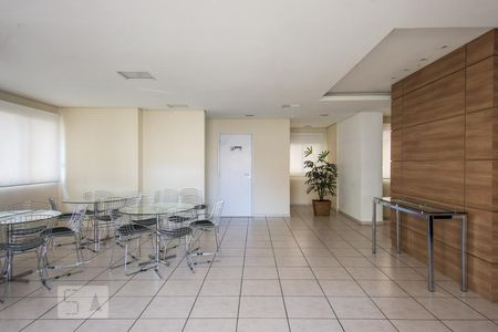 Apartamento para alugar com 48m², 2 quartos e sem vagaSalão  de Festa