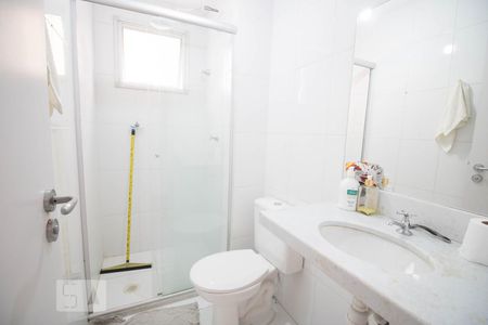Banheiro de apartamento para alugar com 2 quartos, 48m² em Centro, São Bernardo do Campo