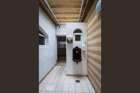 Lavabo de casa para alugar com 4 quartos, 290m² em Tatuapé, São Paulo
