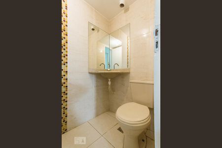 Banheiro de apartamento para alugar com 3 quartos, 70m² em Anil, Rio de Janeiro