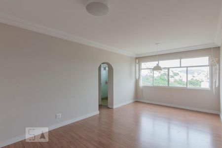 Sala  de apartamento para alugar com 2 quartos, 70m² em São Pedro, Belo Horizonte