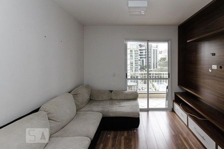 sala de apartamento para alugar com 3 quartos, 76m² em Vila Invernada, São Paulo