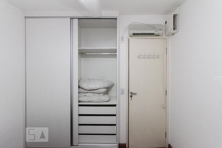 Apartamento para alugar com 76m², 3 quartos e 2 vagasquarto 02