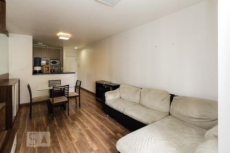sala de apartamento para alugar com 3 quartos, 76m² em Vila Invernada, São Paulo