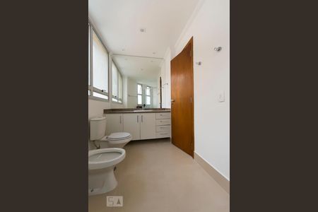 Apartamento à venda com 244m², 3 quartos e 3 vagas