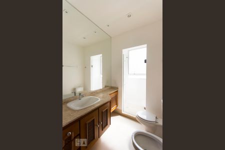 Apartamento à venda com 244m², 3 quartos e 3 vagas