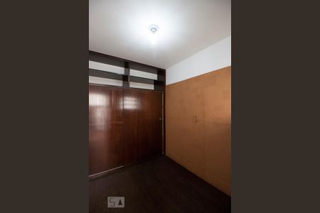 Apartamento para alugar com 240m², 3 quartos e 2 vagasQuarto de serviço