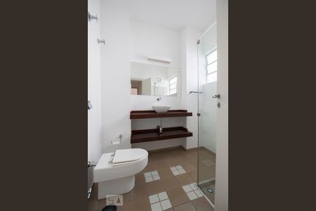 Banheiro 1 de apartamento para alugar com 3 quartos, 240m² em Santa Cecília, São Paulo