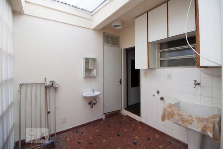 Apartamento para alugar com 240m², 3 quartos e 2 vagasLavanderia