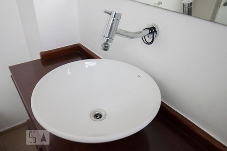 Pia de apartamento para alugar com 3 quartos, 240m² em Santa Cecília, São Paulo