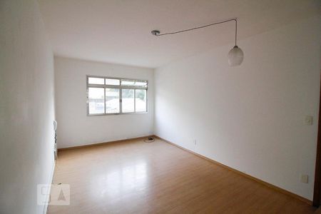 Apartamento para alugar com 82m², 2 quartos e 1 vagaSala