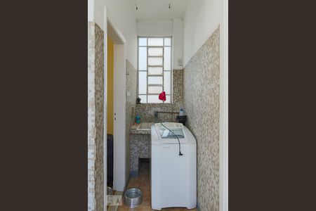 Apartamento à venda com 150m², 2 quartos e 1 vagaÁrea de Serviço