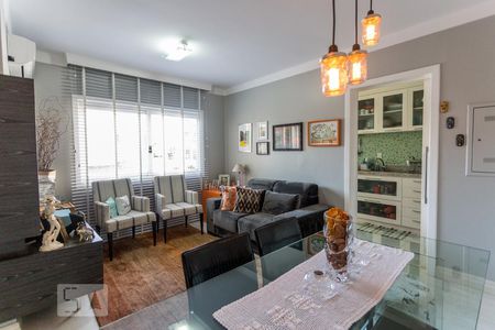 Sala de apartamento à venda com 1 quarto, 50m² em Cristal, Porto Alegre