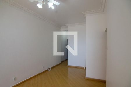 Apartamento para alugar com 75m², 2 quartos e sem vaga Apartamento para alugar com 75m², 2 quartos e sem vagaSala