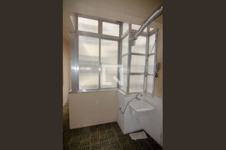 Apartamento para alugar com 75m², 2 quartos e sem vaga Apartamento para alugar com 75m², 2 quartos e sem vagaÁrea de Serviço