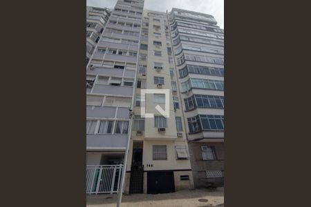 Fachada de apartamento para alugar com 2 quartos, 75m² em Leme, Rio de Janeiro