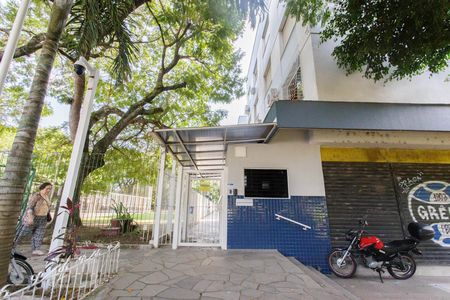 Fachada de apartamento para alugar com 1 quarto, 42m² em Passo da Areia, Porto Alegre