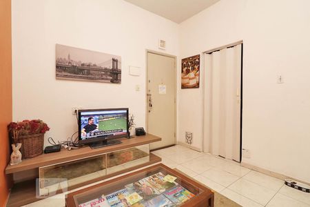 Sala. de apartamento para alugar com 1 quarto, 36m² em Copacabana, Rio de Janeiro