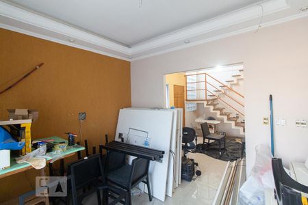 Casa à venda com 250m², 3 quartos e sem vagaSala