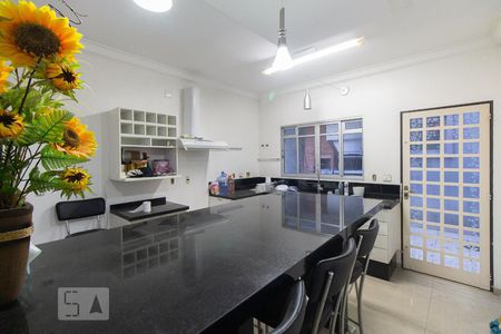 Casa à venda com 250m², 3 quartos e sem vagaCozinha