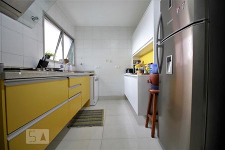 Apartamento à venda com 136m², 3 quartos e 3 vagasCozinha