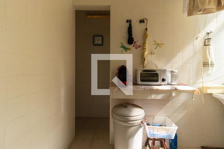 Apartamento à venda com 110m², 3 quartos e 1 vagaÁrea de Serviço