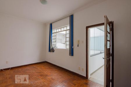 Sala  de apartamento à venda com 2 quartos, 70m² em Serra, Belo Horizonte
