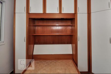 Quarto 1 de apartamento para alugar com 2 quartos, 54m² em Jacarepaguá, Rio de Janeiro