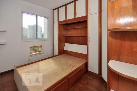 Quarto 1 de apartamento para alugar com 2 quartos, 54m² em Jacarepaguá, Rio de Janeiro