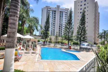 Piscina de apartamento para alugar com 2 quartos, 54m² em Jacarepaguá, Rio de Janeiro