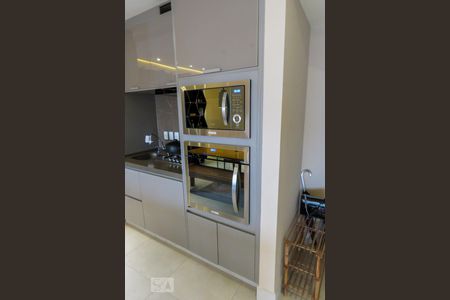 Cozinha de apartamento para alugar com 2 quartos, 88m² em Vila Nova Conceição, São Paulo