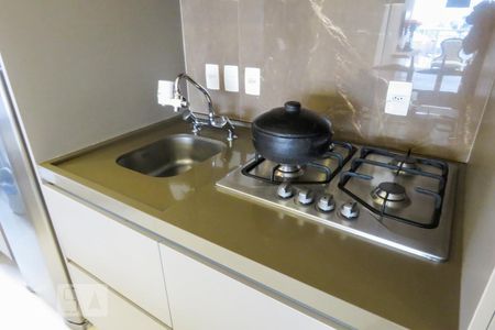 Cozinha de apartamento para alugar com 2 quartos, 88m² em Vila Nova Conceição, São Paulo