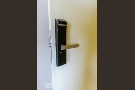 Apartamento para alugar com 88m², 2 quartos e 2 vagas Apartamento para alugar com 88m², 2 quartos e 2 vagasFechadura
