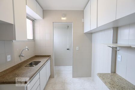 Apartamento à venda com 53m², 2 quartos e 1 vagaCozinha