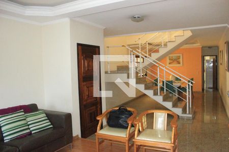Sala de casa à venda com 3 quartos, 252m² em Gopoúva, Guarulhos