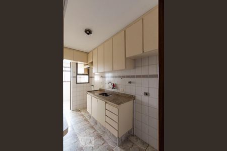 Apartamento à venda com 75m², 3 quartos e 2 vagasCozinha
