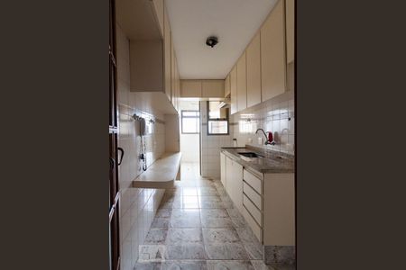 Apartamento à venda com 75m², 3 quartos e 2 vagasCozinha