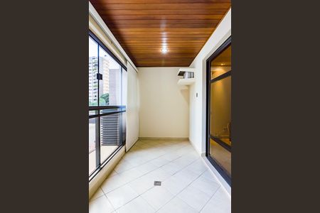 Apartamento à venda com 398m², 5 quartos e sem vagaVaranda