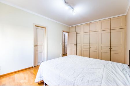 Apartamento à venda com 398m², 5 quartos e sem vagaSuíte 3