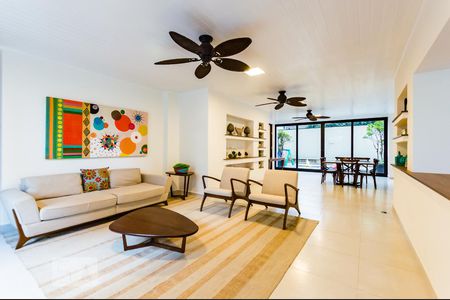 Apartamento à venda com 398m², 5 quartos e sem vagaÁrea Comum - Salão de Festa 