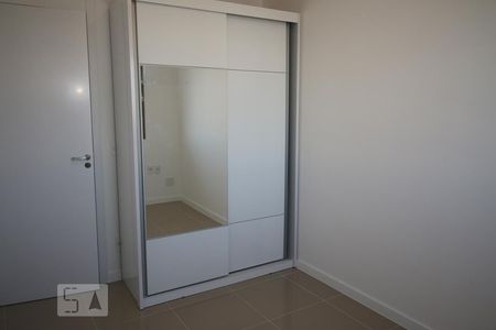 Qarto de apartamento à venda com 2 quartos, 70m² em Curicica - Jacarepaguá, Rio de Janeiro