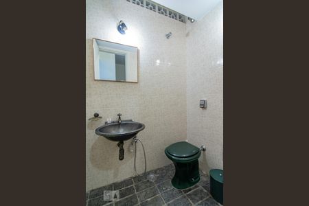 lavabo de apartamento à venda com 2 quartos, 100m² em Vila Buarque, São Paulo