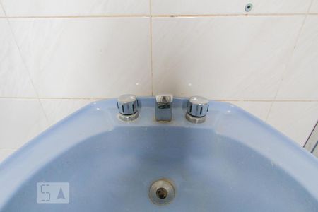 Apartamento à venda com 73m², 2 quartos e 1 vaga Apartamento à venda com 73m², 2 quartos e 1 vagaBanheiro