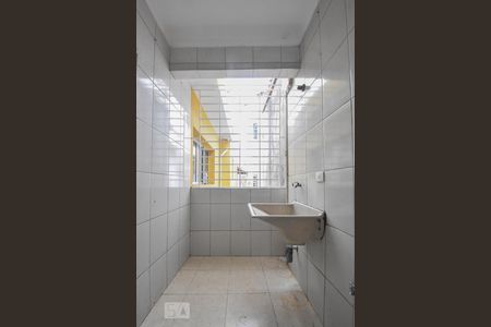 Casa à venda com 100m², 2 quartos e 1 vaga Casa à venda com 100m², 2 quartos e 1 vagaLavanderia