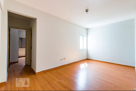 Apartamento para alugar com 66m², 1 quarto e 1 vagaSala