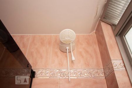 Apartamento à venda com 128m², 3 quartos e 2 vagasChuveiro