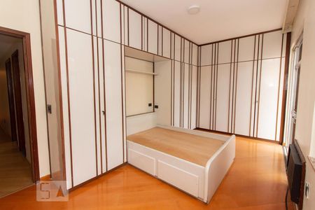 Apartamento à venda com 128m², 3 quartos e 2 vagasSuíte 