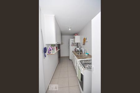 Apartamento à venda com 68m², 2 quartos e 1 vagaCozinha e Área de Serviço