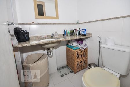 Apartamento à venda com 68m², 2 quartos e 1 vagaBanheiro Suíte