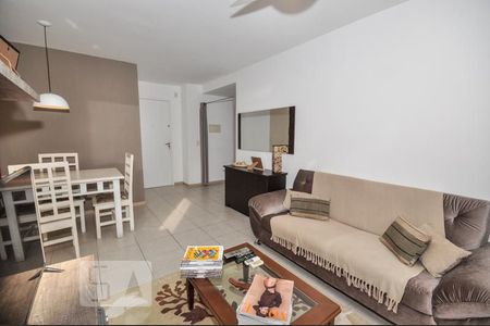 Apartamento à venda com 68m², 2 quartos e 1 vagaSala